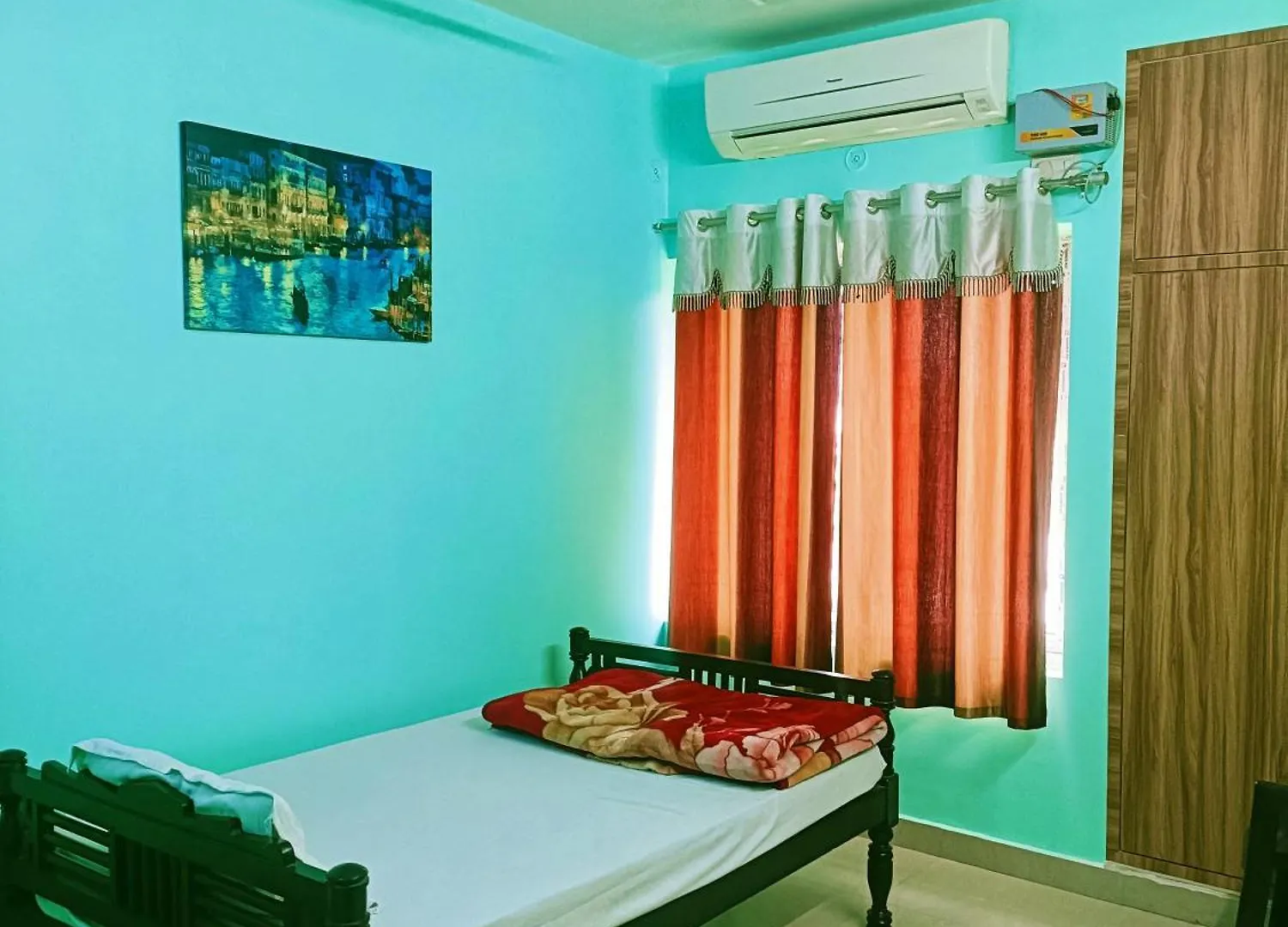 Pretty Garden View Apartment 3Bhk Furnished Flat Near Kashi Vishwanath Temple Varanasi