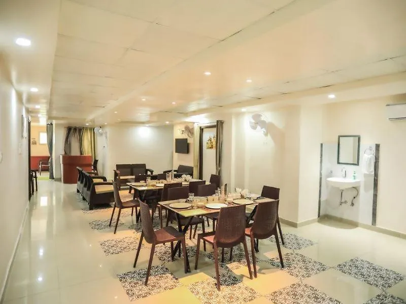 Pretty Garden View Apartment 3Bhk Furnished Flat Near Kashi Vishwanath Temple Varanasi India