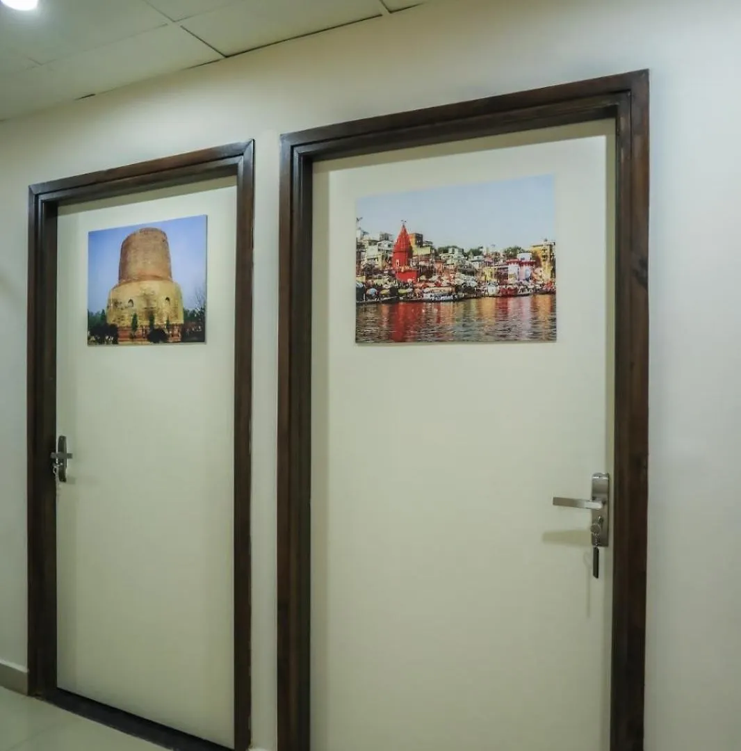 Pretty Garden View Apartment 3Bhk Furnished Flat Near Kashi Vishwanath Temple Varanasi