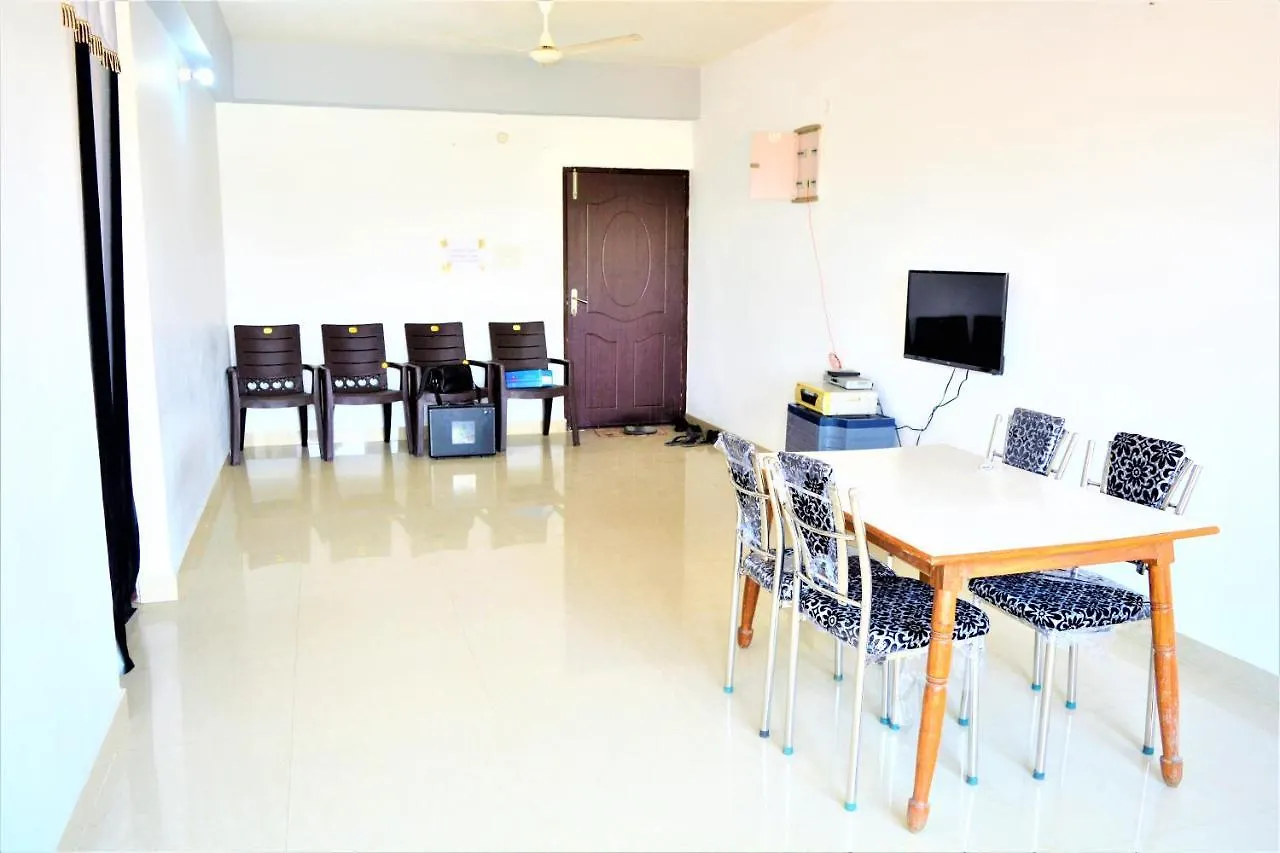 Pretty Garden View Apartment 3Bhk Furnished Flat Near Kashi Vishwanath Temple Varanasi India