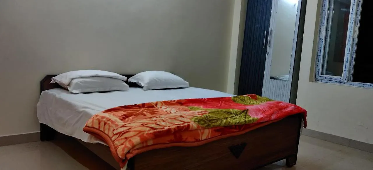 Pretty Garden View Apartment 3Bhk Furnished Flat Near Kashi Vishwanath Temple Varanasi India