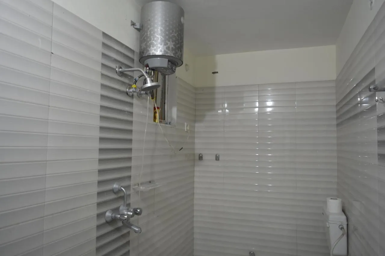Pretty Garden View Apartment 3Bhk Furnished Flat Near Kashi Vishwanath Temple Varanasi India